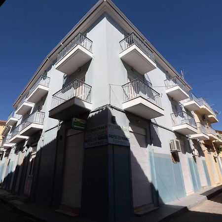 Magnolia - Apartment In Kalamata Exterior photo