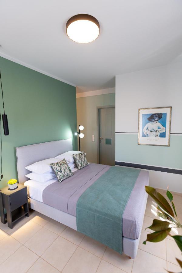 Magnolia - Apartment In Kalamata Exterior photo